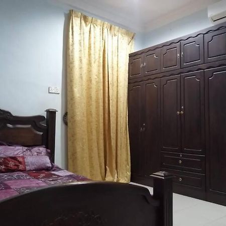 Sri Wang Homestay @ 亚娄 外观 照片