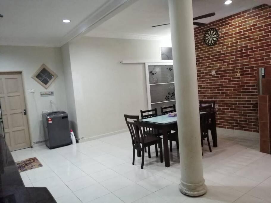Sri Wang Homestay @ 亚娄 外观 照片